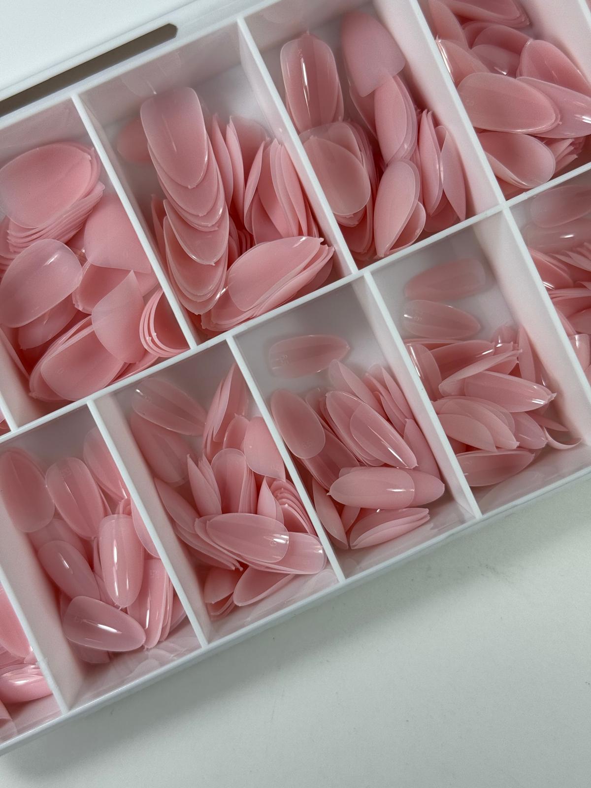 Press-On/ Show Tips Almond Short in een box 600 pcs - Beauty by Wenn