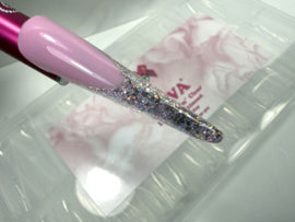DIVA Dual Form + Nail Russian Almond met Inlay - Beauty by Wenn