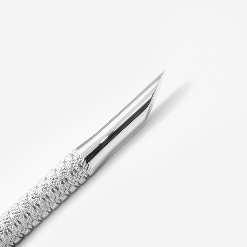 Alezori Pusher T-02 – Professionele Nagelriem Pusher & Scraper Tool